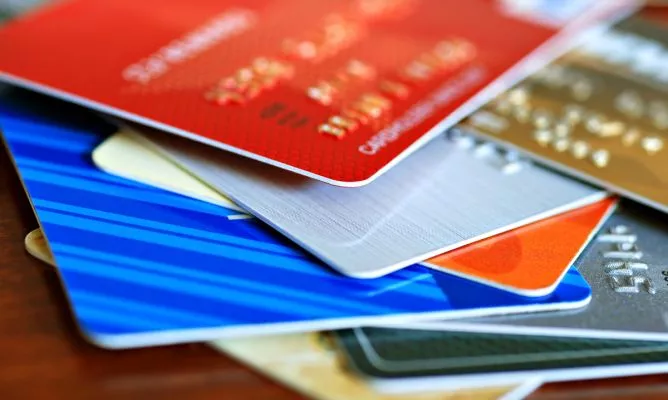 Лучшие кредитные карты с кэшбэком в 2021 году